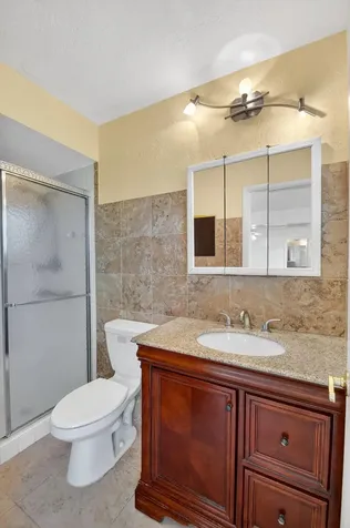 374 Bennington Lane Lake Worth FL 33467