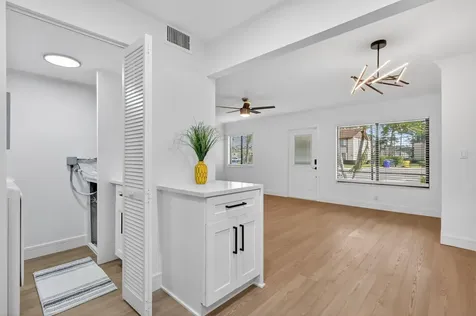 211 Pine Hov Circle Greenacres FL 33463