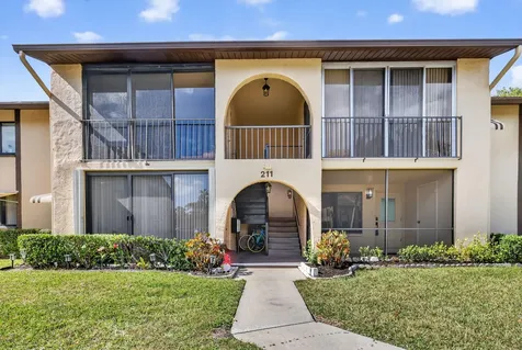 211 Pine Hov Circle Greenacres FL 33463