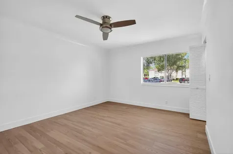 211 Pine Hov Circle Greenacres FL 33463