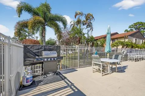 211 Pine Hov Circle Greenacres FL 33463