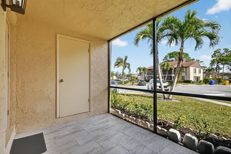 211 Pine Hov Circle Greenacres FL 33463