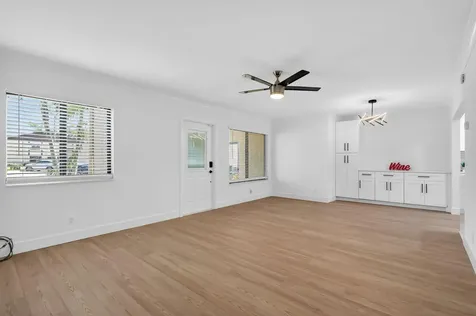 211 Pine Hov Circle Greenacres FL 33463