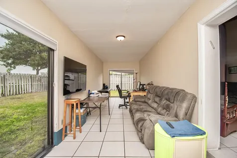 21566 Arbor Way Boca Raton FL 33433