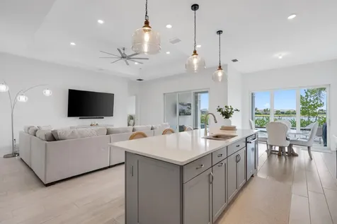 10466 Northbrook Circle West Palm Beach FL 33412