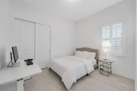 10466 Northbrook Circle West Palm Beach FL 33412