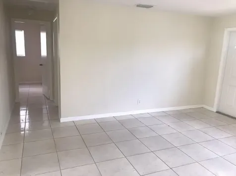 5320 Harriet Place West Palm Beach FL 33407