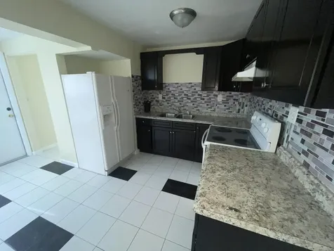 5320 Harriet Place West Palm Beach FL 33407