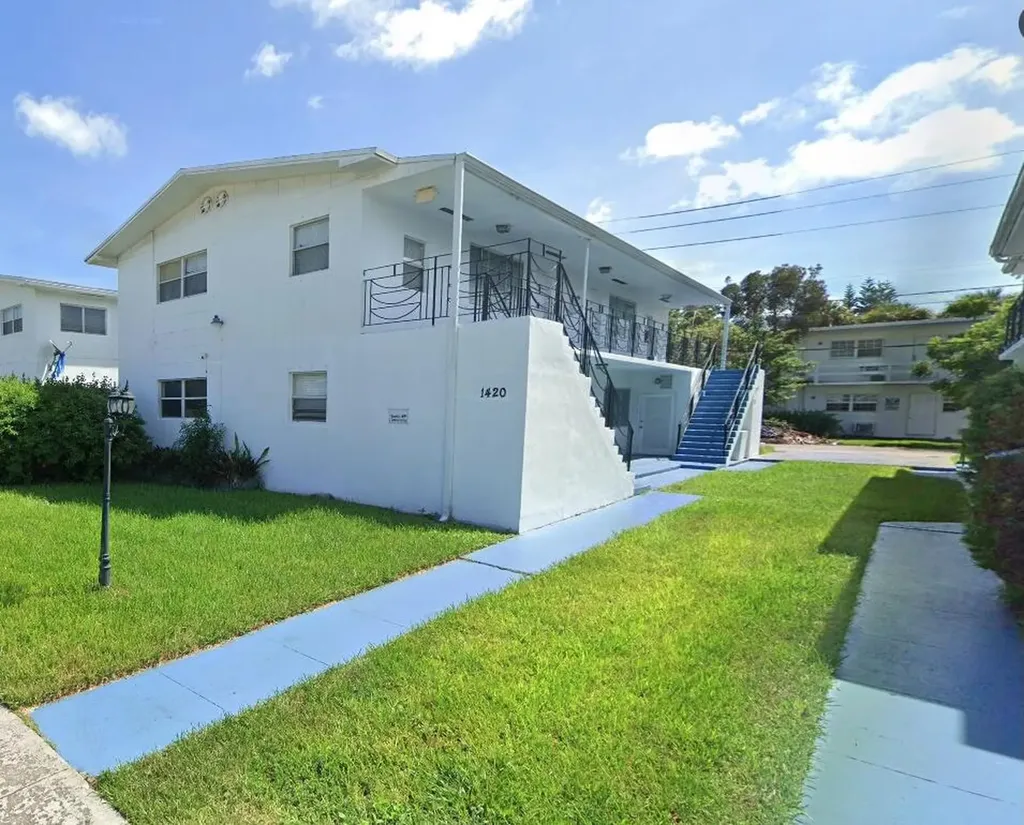 1420 NE 171 Street North Miami Beach FL 33162