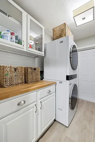 624 Whippoorwill Row West Palm Beach FL 33411