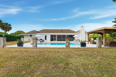 624 Whippoorwill Row West Palm Beach FL 33411