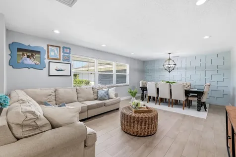 624 Whippoorwill Row West Palm Beach FL 33411