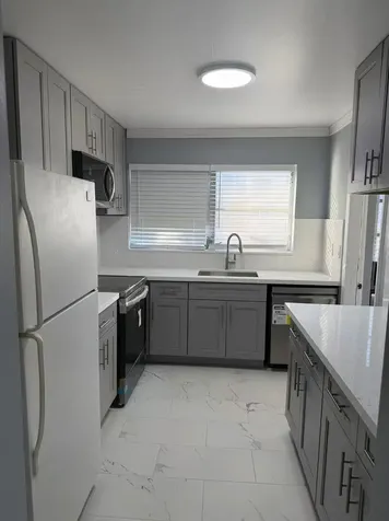 4040 Nw 19 Street Lauderhill FL 33313
