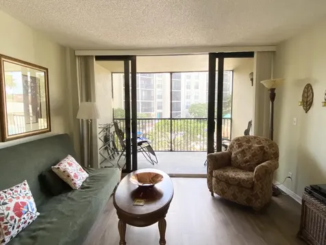 20 Royal Palm Way Boca Raton FL 33432