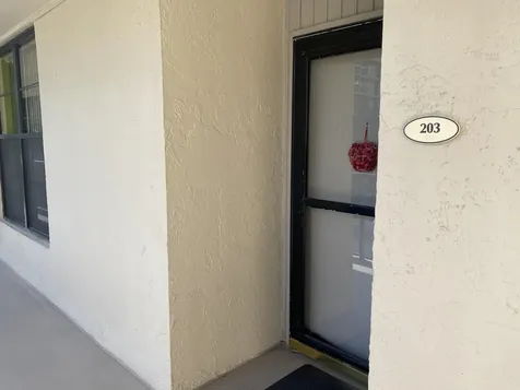 20 Royal Palm Way Boca Raton FL 33432