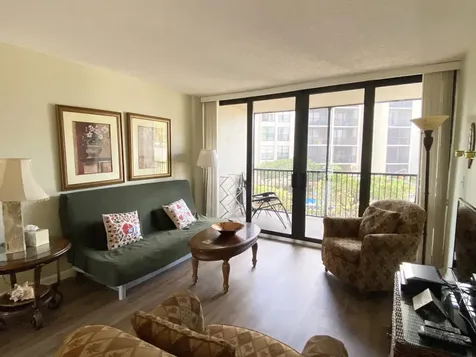20 Royal Palm Way Boca Raton FL 33432