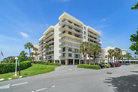 3546 S Ocean Boulevard South Palm Beach FL 33480