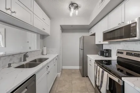 135 Yacht Club Way Hypoluxo FL 33462