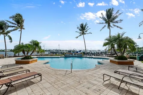 135 Yacht Club Way Hypoluxo FL 33462