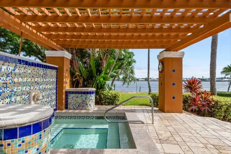 135 Yacht Club Way Hypoluxo FL 33462