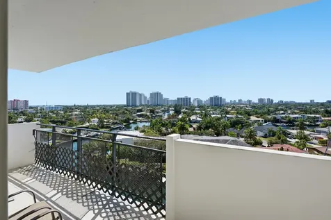 401 Golden Isles Drive Hallandale Beach FL 33009