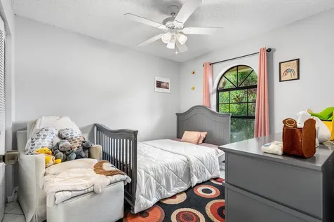 7614 Nw 99th Avenue Tamarac FL 33321