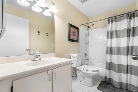 7614 Nw 99th Avenue Tamarac FL 33321