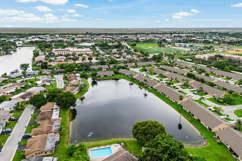 7614 Nw 99th Avenue Tamarac FL 33321