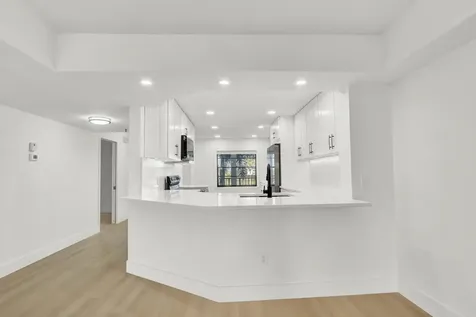 9260 Sw 14th Street Boca Raton FL 33428