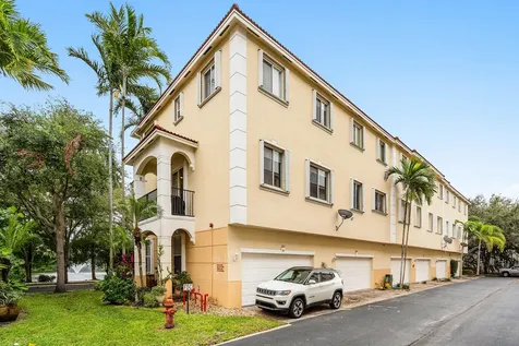 2897 S Greenleaf Circle Boynton Beach FL 33426