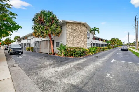 510 Lake Shore Drive Lake Park FL 33403