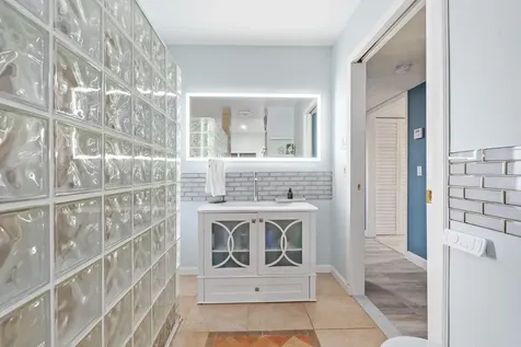 916 Sw Abingdon Avenue Port Saint Lucie FL 34953