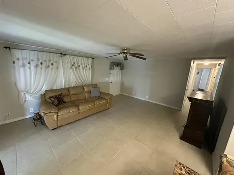 8261 E Club Road Boca Raton FL 33433