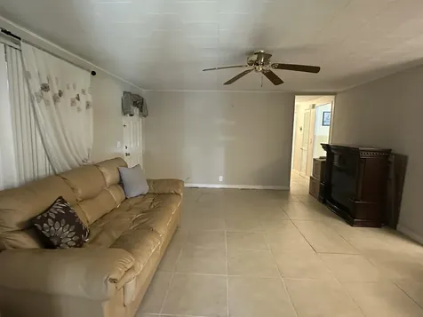 8261 E Club Road Boca Raton FL 33433