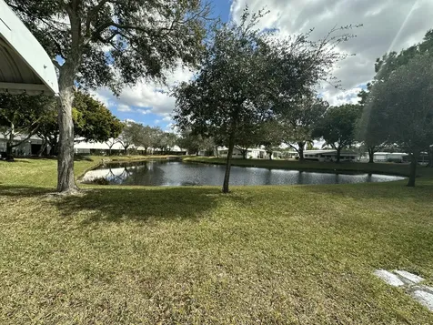 8261 E Club Road Boca Raton FL 33433