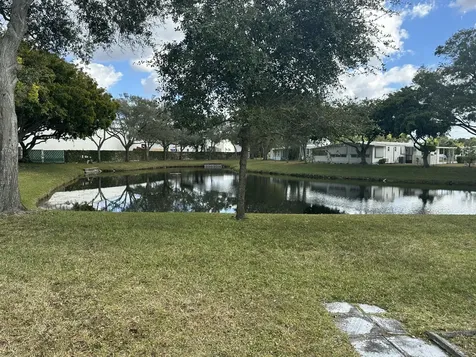 8261 E Club Road Boca Raton FL 33433