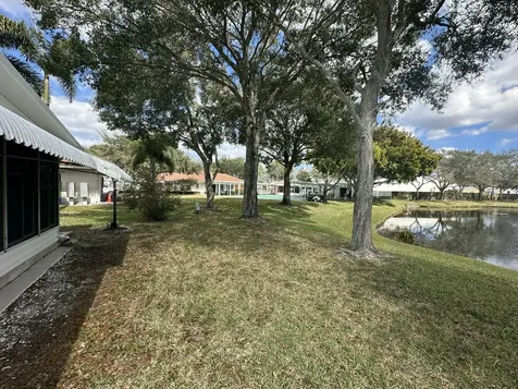 8261 E Club Road Boca Raton FL 33433