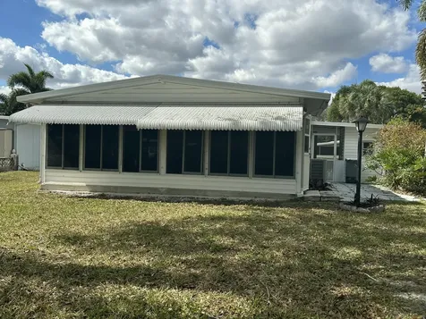 8261 E Club Road Boca Raton FL 33433