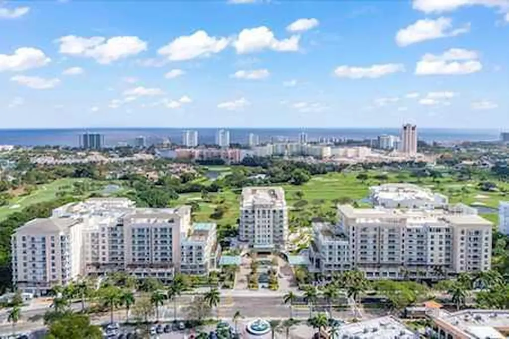 220 Se Mizner Boulevard Boca Raton FL 33432