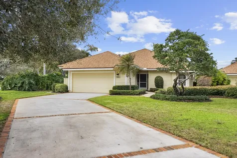 7040 Se Winged Foot Drive Stuart FL 34997
