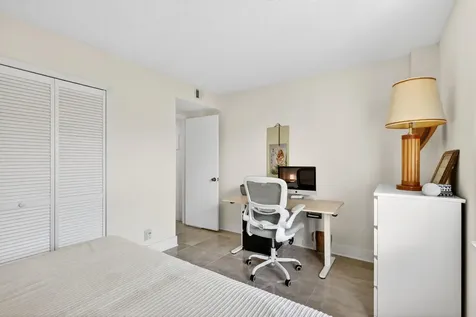 890 N Federal Highway Lantana FL 33462
