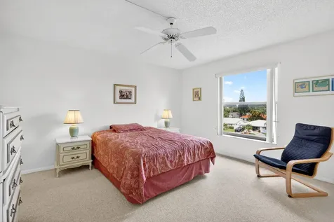 890 N Federal Highway Lantana FL 33462