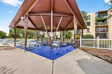890 N Federal Highway Lantana FL 33462