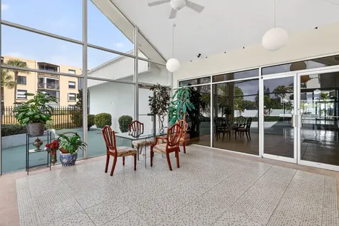 890 N Federal Highway Lantana FL 33462