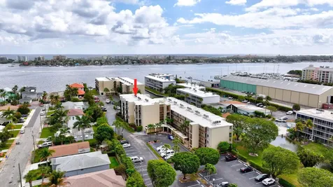 890 N Federal Highway Lantana FL 33462