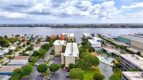 890 N Federal Highway Lantana FL 33462