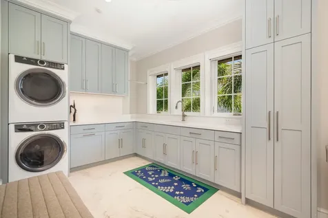 218 Everglade Avenue Palm Beach FL 33480