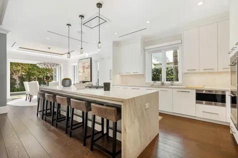 218 Everglade Avenue Palm Beach FL 33480