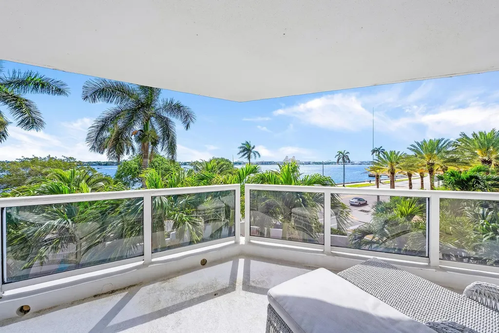 1617 N Flagler Drive West Palm Beach FL 33407