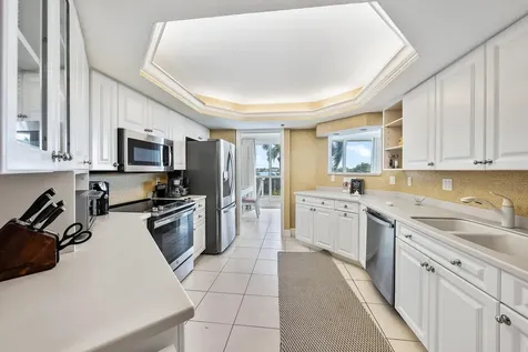 1617 N Flagler Drive West Palm Beach FL 33407